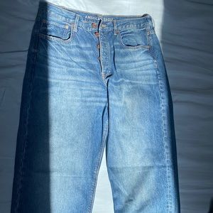 AMERICAN EAGLE WIDE LEG/MOM JEANS